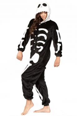 Be Wicked SLEEPWEAR SKELETON Adult Onesie