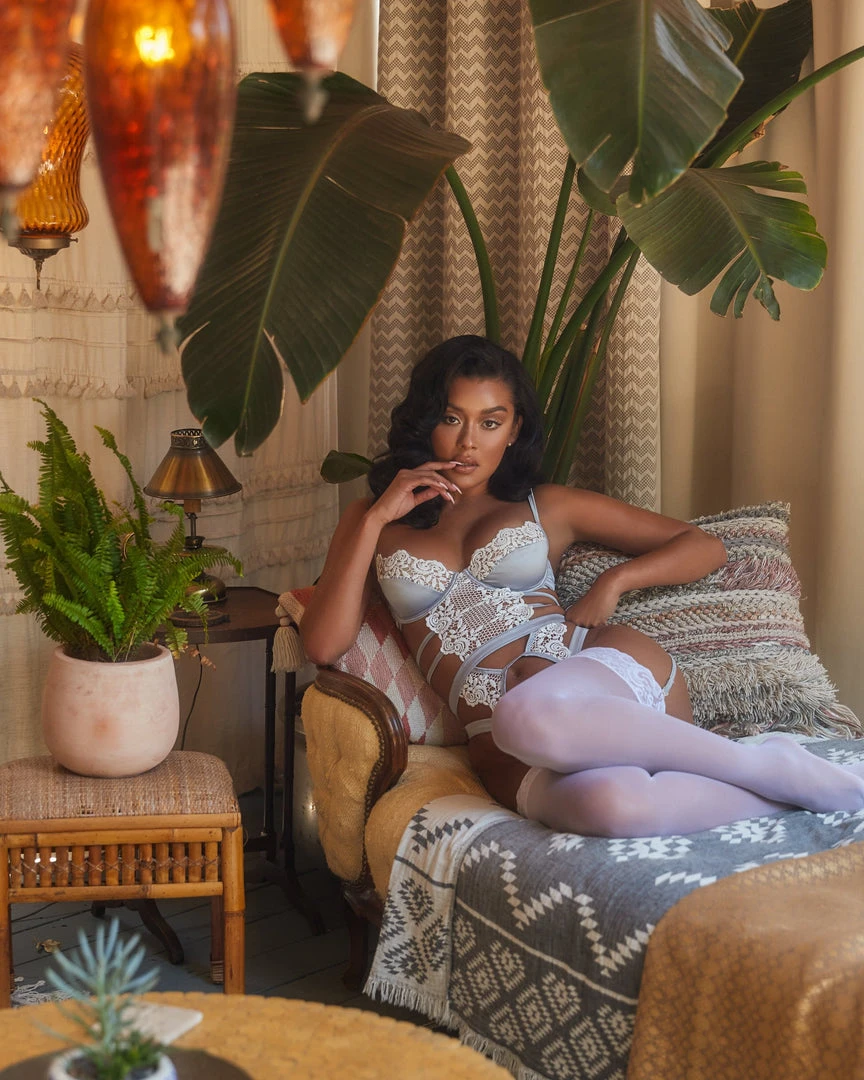 Roma Costume LINGERIE Embroidered Lace & Satin Bustier Set 8 Roma Costume LINGERIE Embroidered Lace & Satin Bustier Set